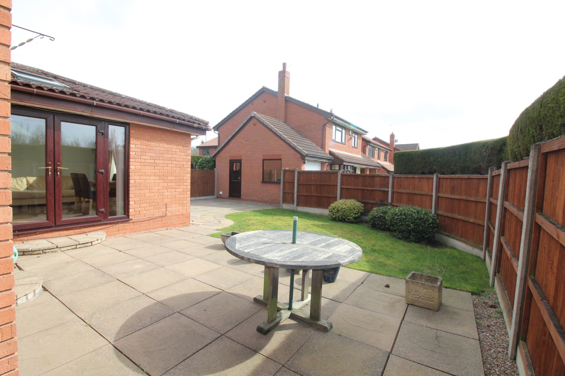 Barnetts Close, Kidderminster, DY10