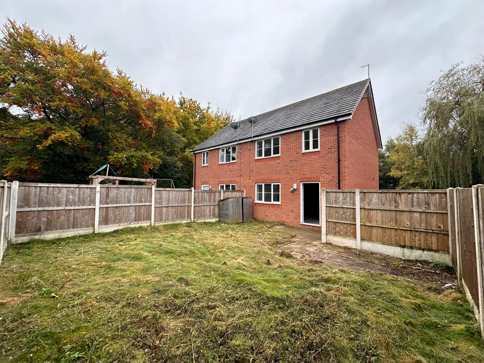 Viaduct Close, Kidderminster, DY10