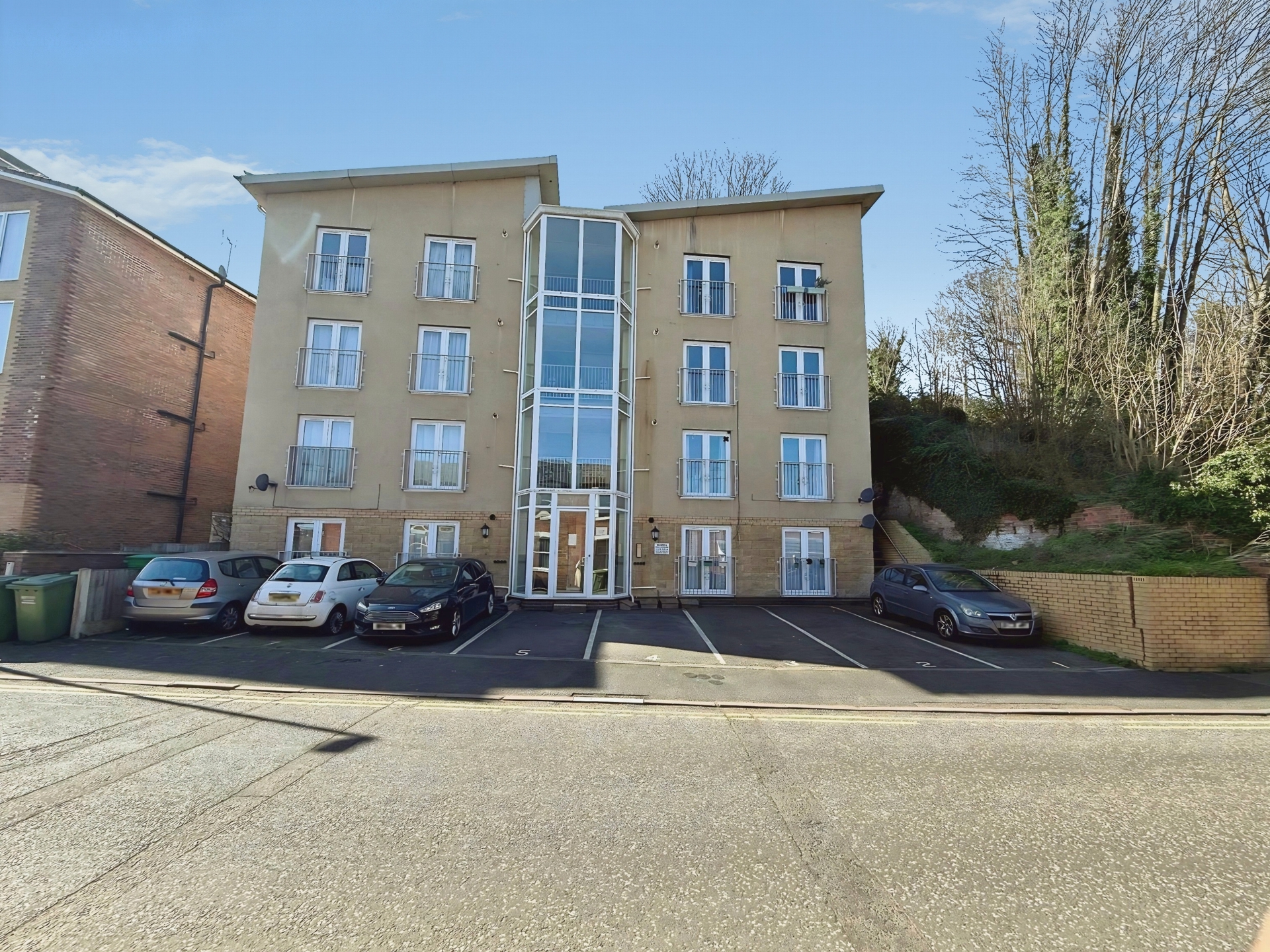 Burrows Court